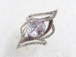 クリスタル　指輪(10号)